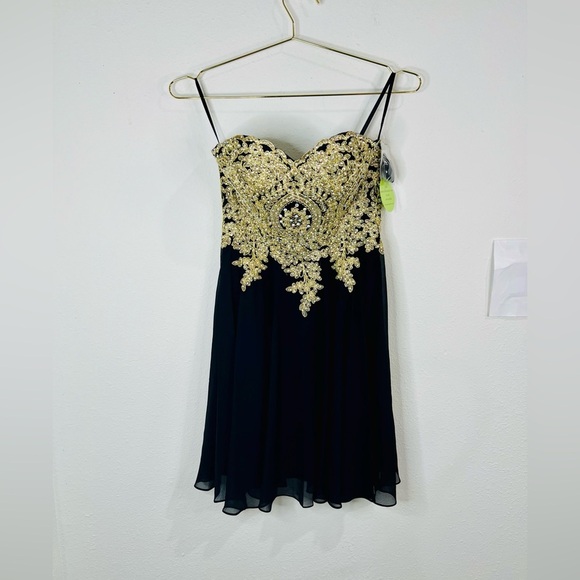 Windsor Women's Black Gold Strapless Dress Size Small Prom Homecoming Party - Picture 3 of 12